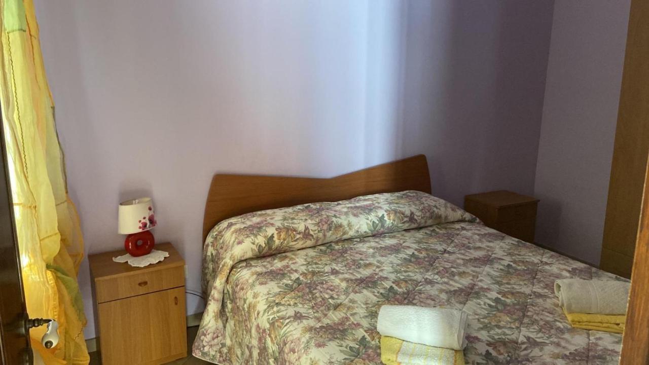 Collotti 3 Apartment Castelbuono  Ngoại thất bức ảnh